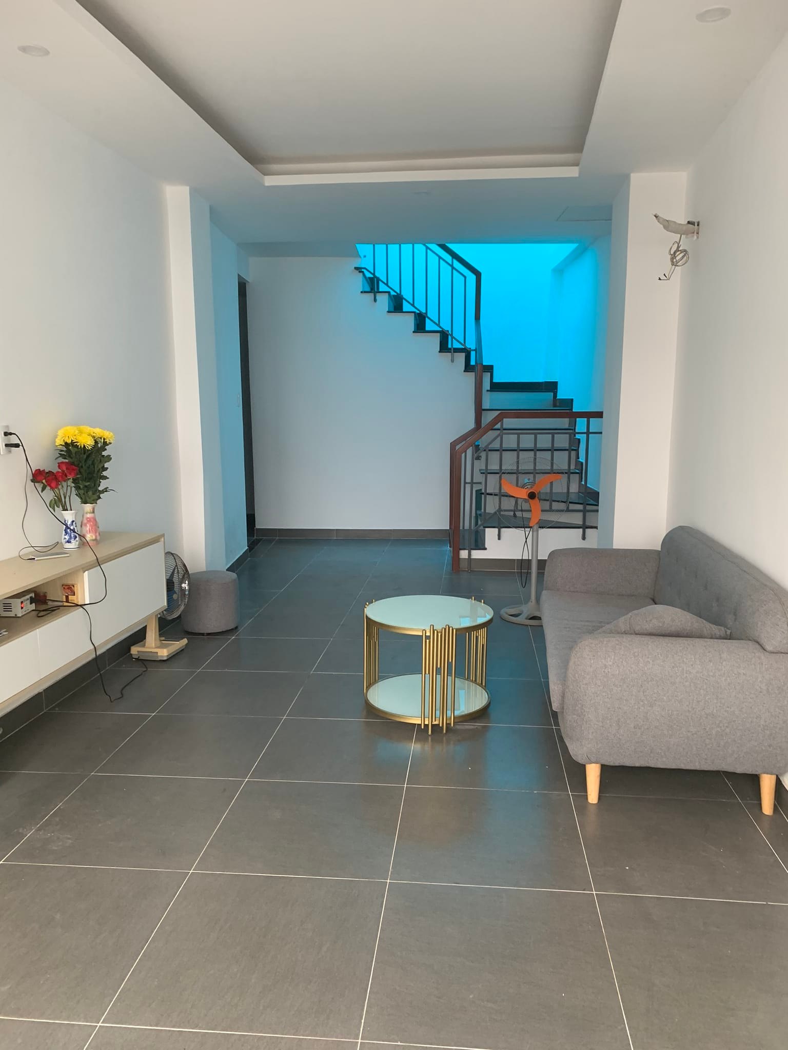 GẤP BÁN HẠ THÊM 650 TRIỆU, GIÁ CHÀO MỚI CHỈ 7.6 TỶ - MTKD ĐỈNH -TRẦN KẾ XƯƠNG - 45M2 - NHÀ ĐẸP