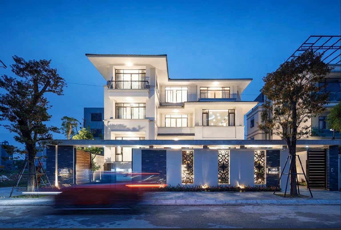 Bán khách sạn đường Nguyễn Tất Thành giá chỉ 13 tỷ - 6 tầng