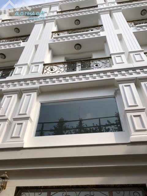 Mặt Tiền Đường Hoa Khu Phan Xích Long Q.Phú Nhuận 5 Tầng 4x18m2 Chỉ 16 Tỷ TL