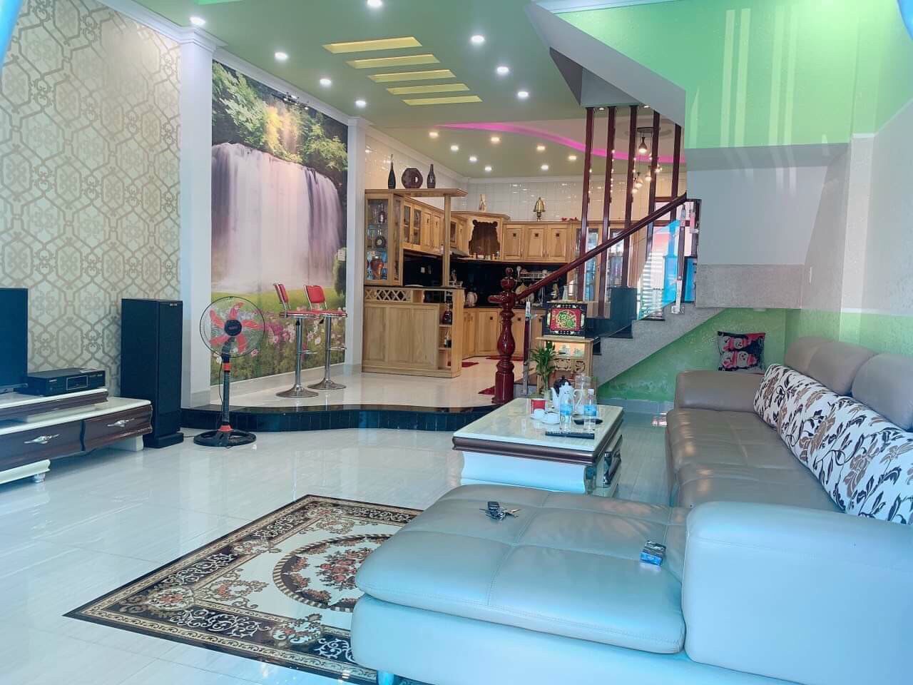 Bán nhà kdt Bắc Vĩnh Hải 105m giá 4,8 tỉ