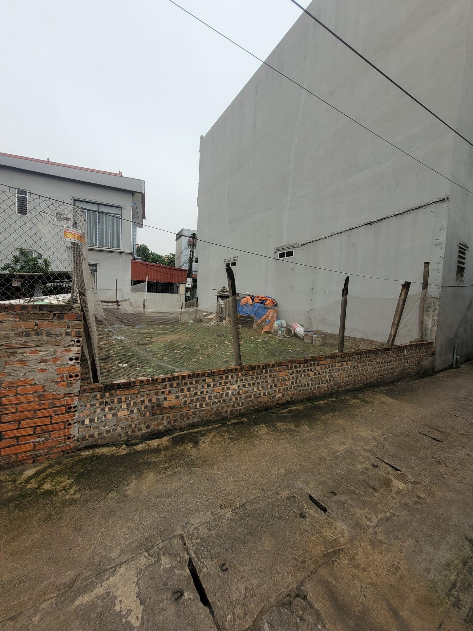 Bán đất Vân Trì Vân Nội Đông Anh , ngõ ô tô 7 chỗ , 2 mặt thoáng