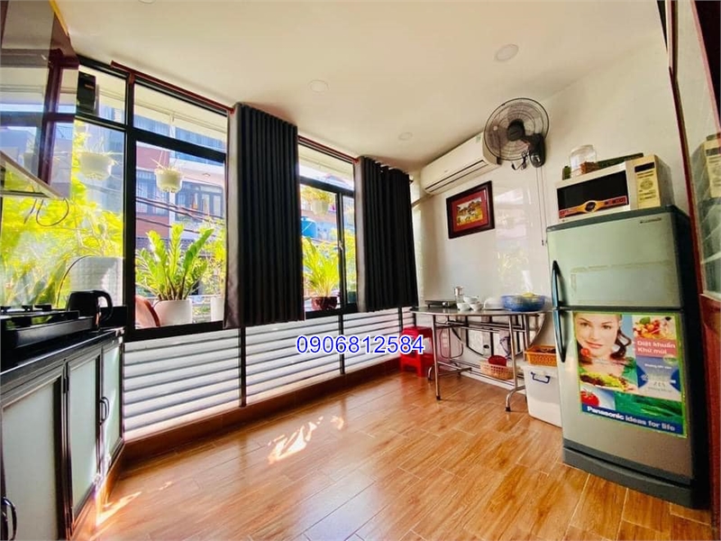 BÁN NHÀ MẶT TIỀN KINH DOANH ĐỖ TẤN PHONG 72M2 4 TẦNG Q.PHÚ NHUẬN.