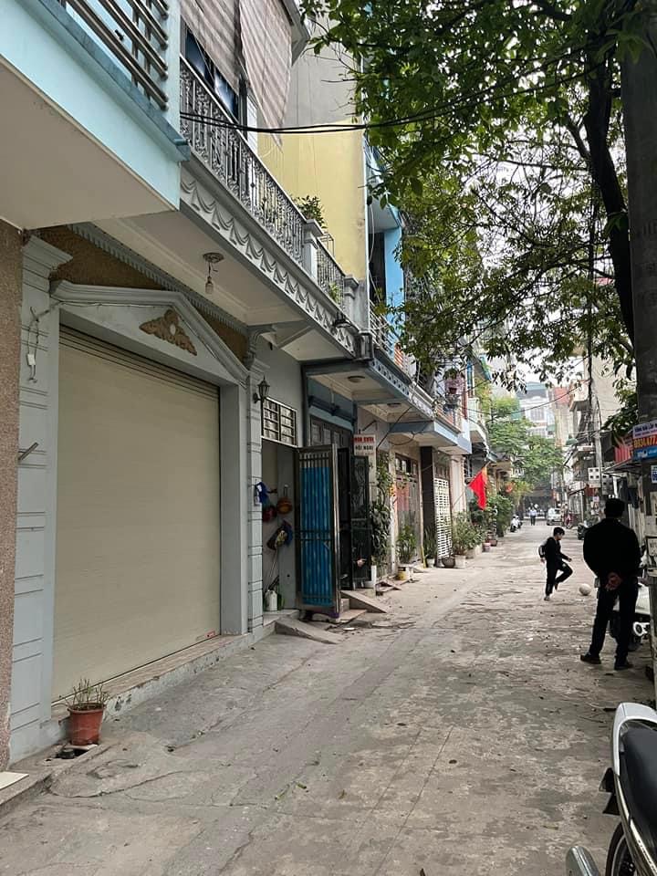 Bán nhà riêng Phố Thịnh Quang, Quận Đống Đa, 53m2, 4 tầng, 4 ngủ, ngõ nông gần phố, 6.5 tỷ