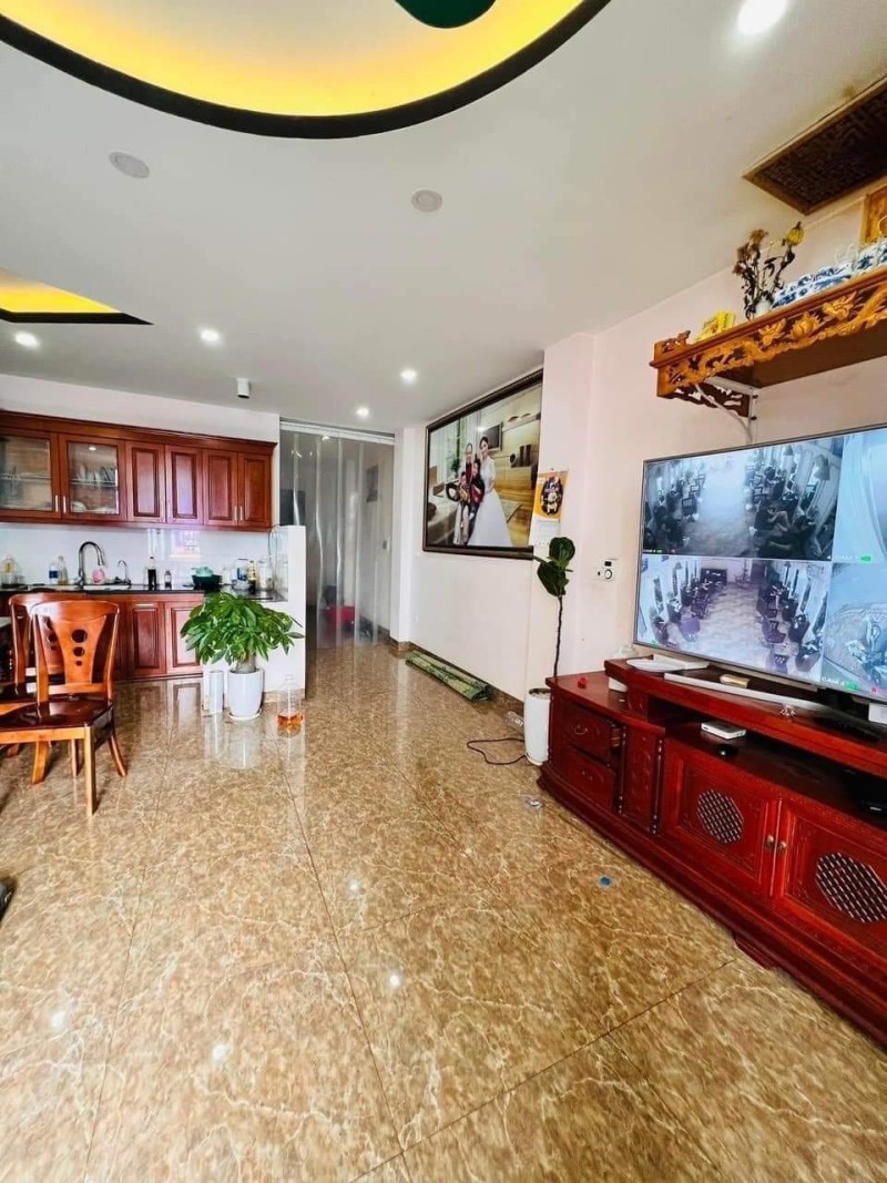 BÁN NHÀ LINH QUANG 40M2 X 5T, VÀI BƯỚC RA HỒ LINH QUANG, KINH DOANH ĐỈNH, 5.2 TỶ