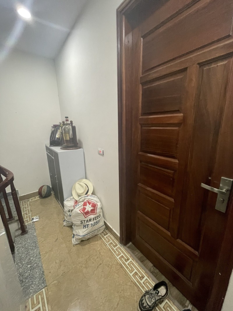 Bán nhà Tôn Đức Thắng, 45m2 x 3T, MT 4.5m, ngõ thông tứ tung, 2 thoáng, 4.7 tỷ