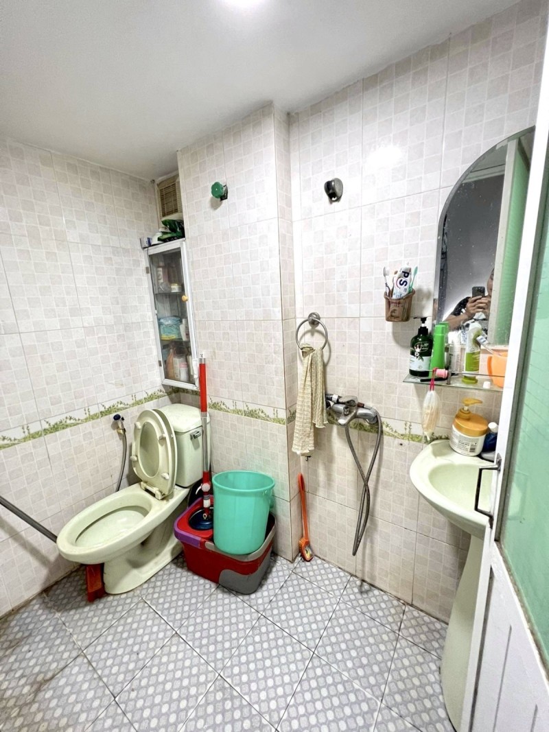 BÁN NHÀ PHƯƠNG MAI 35M2 X 4 TẦNG, NGÕ KINH DOANH, Ô TÔ ĐỖ CỬA, NHỈNH 4 TỶ