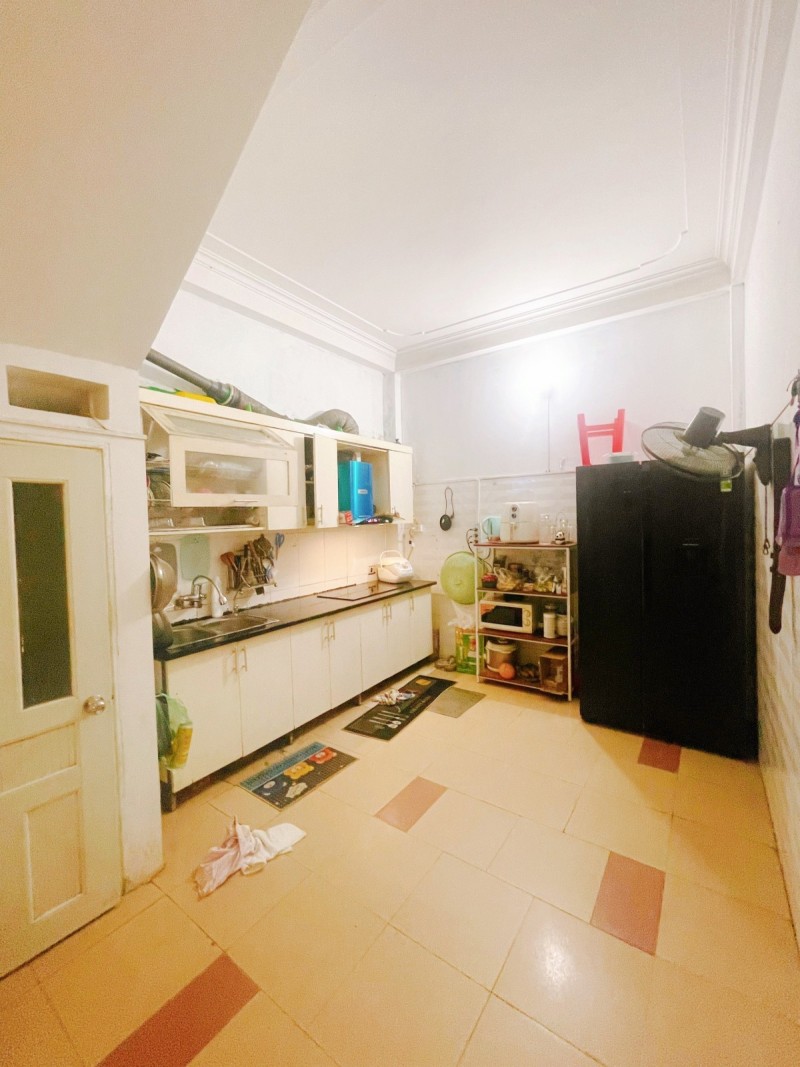 Ngọc Trinh nhà Phương Mai, Đống Đa 35m2 x 4T, ngõ thông, rộng, Ô TÔ, 4.5 tỷ