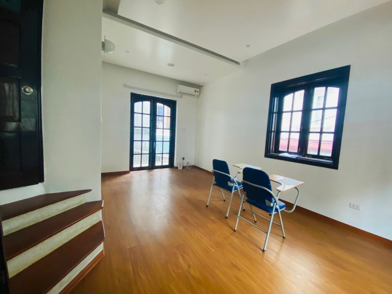 BÁN NHÀ HAI MẶT NGÕ XÃ ĐÀN - NHÀ ĐẸP Ở NGAY - 40M Ô TÔ TRÁNH - TT ĐỐNG ĐA, 5.2 TỶ