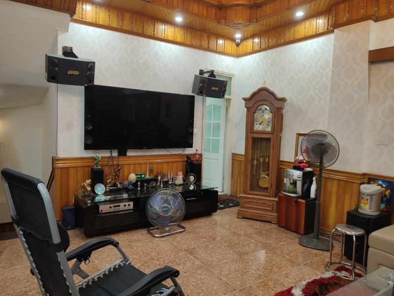 BÁN NHÀ TRẦN QUÝ CÁP 30M2 X 6 TẦNG, 2 THOÁNG VĨNH VIỄN, OTO TRÁNH, GẦN PHỐ