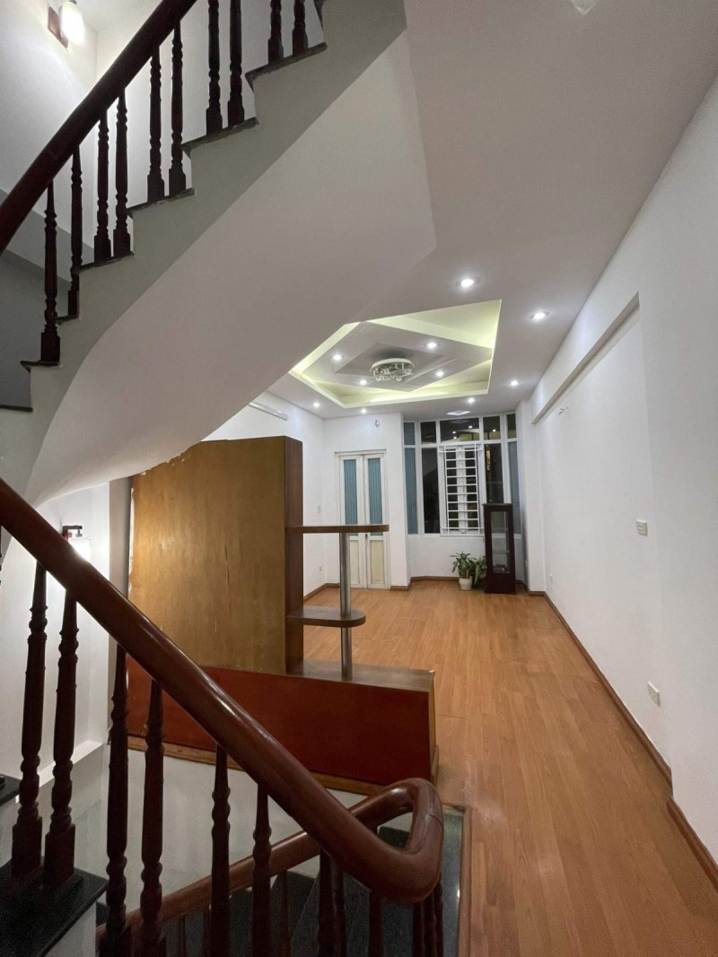 NHÀ ĐẸP Ở LUÔN XÃ ĐÀN 35M2 - FULL NỘI THẤT - NGÕ THÔNG - KINH DOANH NHỎ NHỈNH 4 TỶ