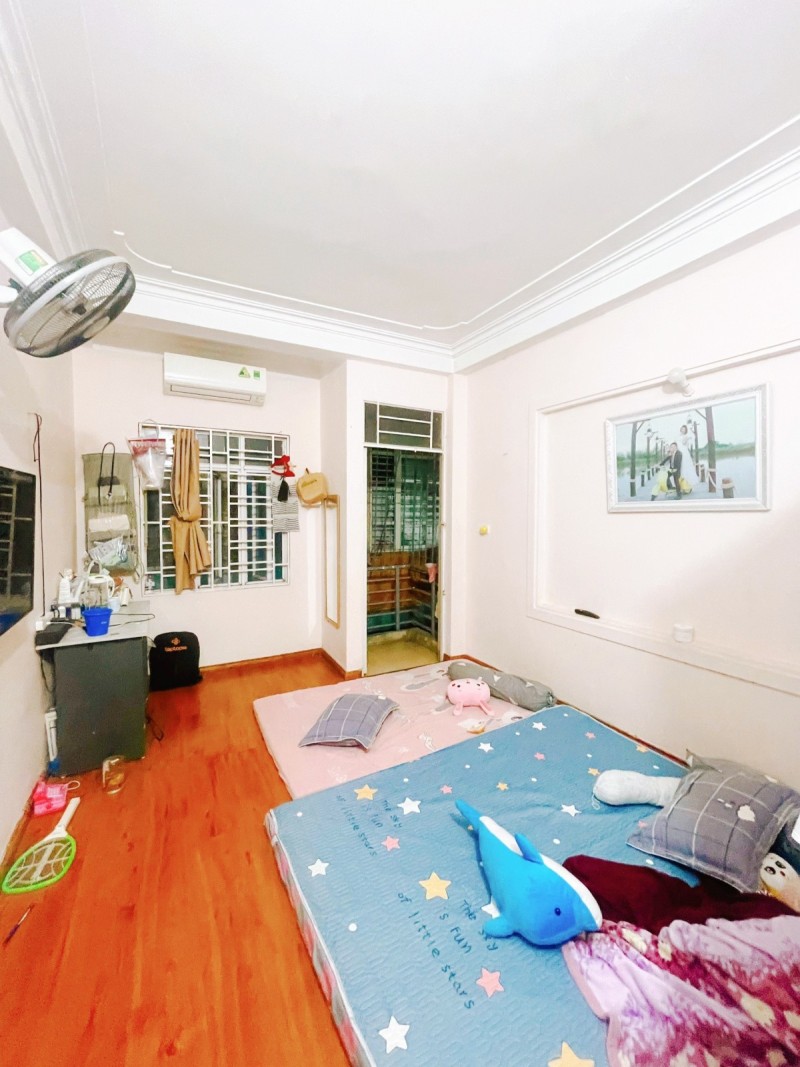 BÁN NHÀ PHƯƠNG MAI 30M2 X 5T, NGÕ KINH DOANH, Ô TÔ ĐỖ CỬA, NHỈNH 4 TỶ LH