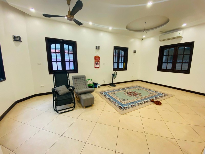 HIẾM! CHỈ 1 NHÀ RA PHỐ XÃ ĐÀN, 36M2 X 4 TẦNG, NGÕ NÔNG, NỞ HẬU