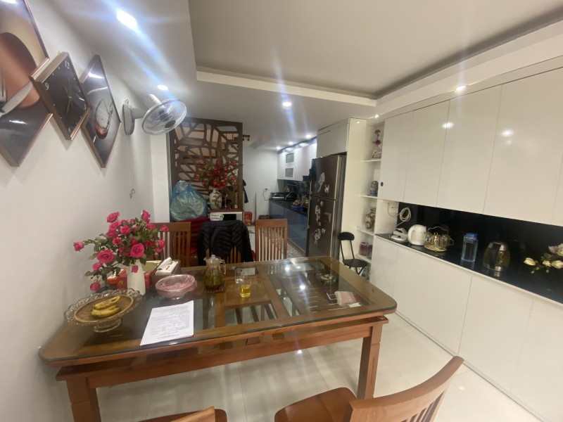 Hiếm! Bán nhà Phương Mai 55m2 x 5T, nhỉnh 4 tỷ, 3 GÁC TRÁNH, gần phố