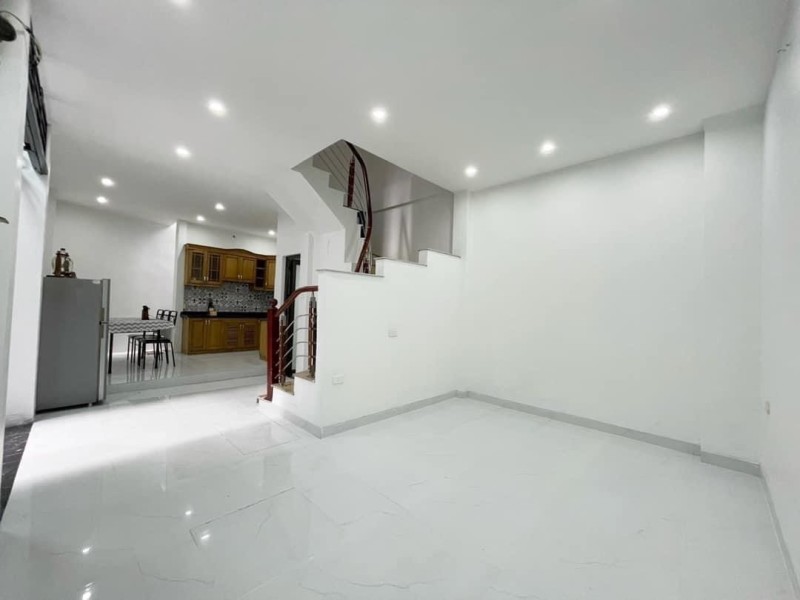 DUY NHẤT 1 CĂN PHỐ TÔN ĐỨC THẮNG 30m2 4 TẦNG NHÀ ĐẸP Ở NGAY FULL NỘI THẤT XỊN SÒ 5 TỶ