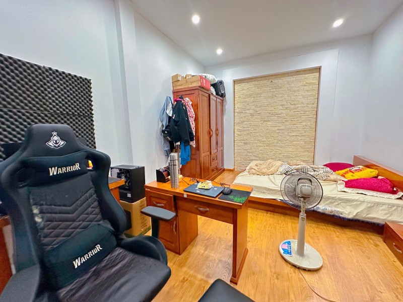 Hiếm! Bán nhà Tôn Đức Thắng 40m2 x 4T, ngõ thông tứ phía, trung tâm Đống Đa nhỉnh 5 tỷ