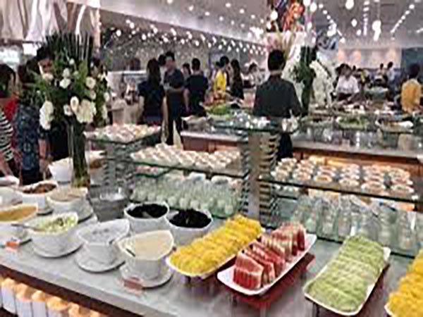 Khám phá thiên đường hải sản tại Buffet Hải sản Lê Văn Lương 5 Buffet-Hai-san-Le-Van-Luong-6