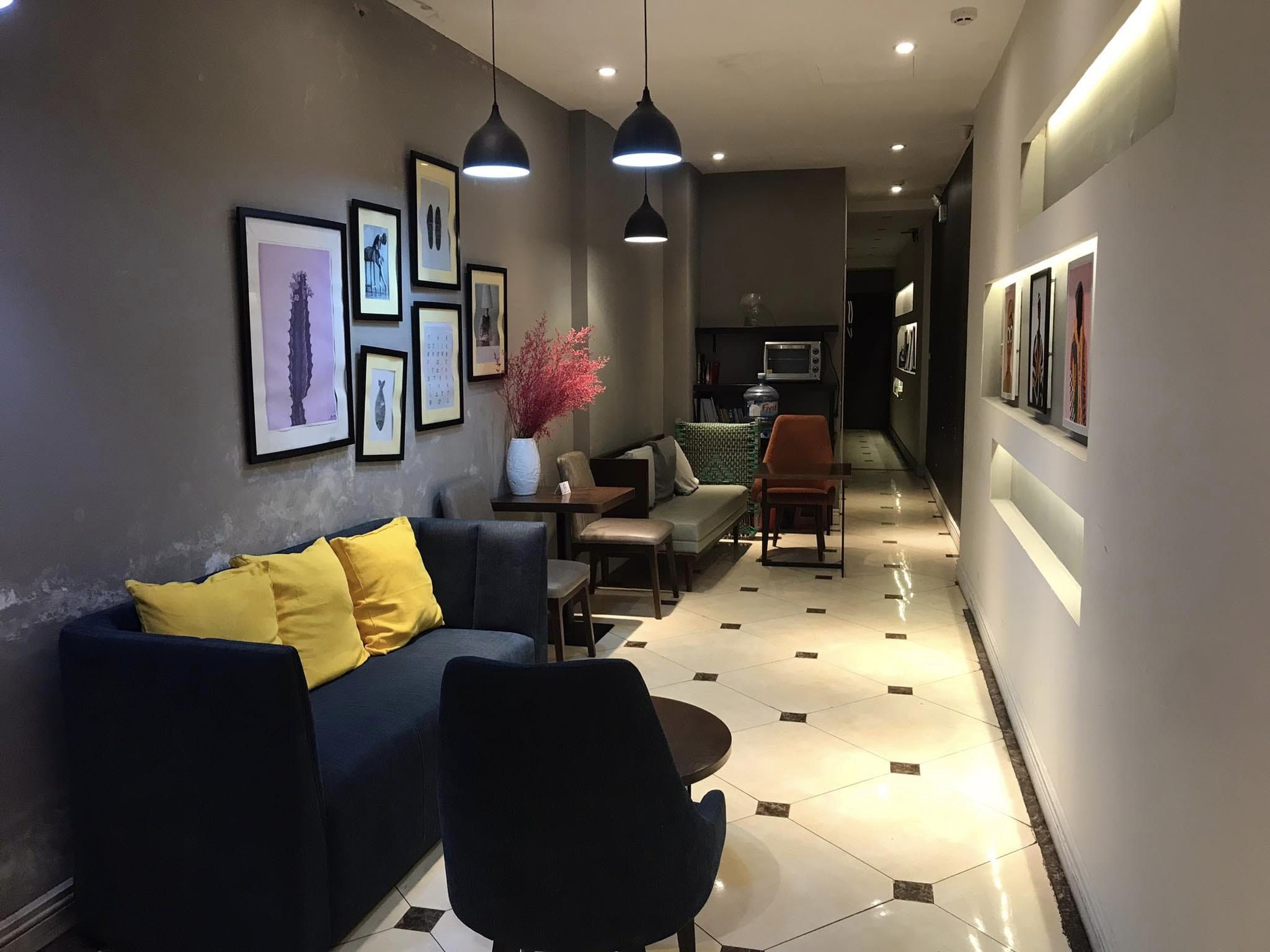 Bán khách sạn mặt phố Cầu Gỗ 120m2 - 5 tầng 1 chủ giao dịch nhanh