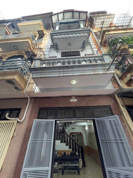 Bán nhà ngã tư sở, Khương Hạ, Thanh Xuân 38m2, 4 tầng, giá 4.2 tỷ, ô tô đỗ cổng, ngõ nông, 2 thoáng