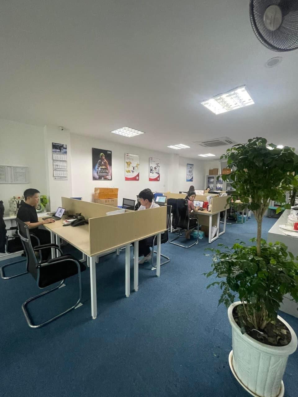 Doanh Thu 1.5 Tỷ Năm, Đại Cồ Việt 95M2 10T Thang Máy MT 8.3M Vỉa Hè Đá Bóng, VP Giá 29.5 Tỷ