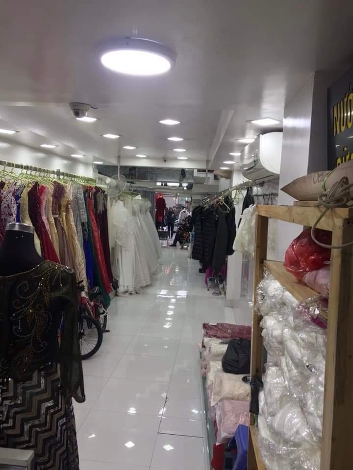 Mặt phố Hàng Bông, Hoàn Kiếm, vỉa hẻ rộng, KD đỉnh, 35m², 4T, mặt tiền 5m hơn 17 tỷ