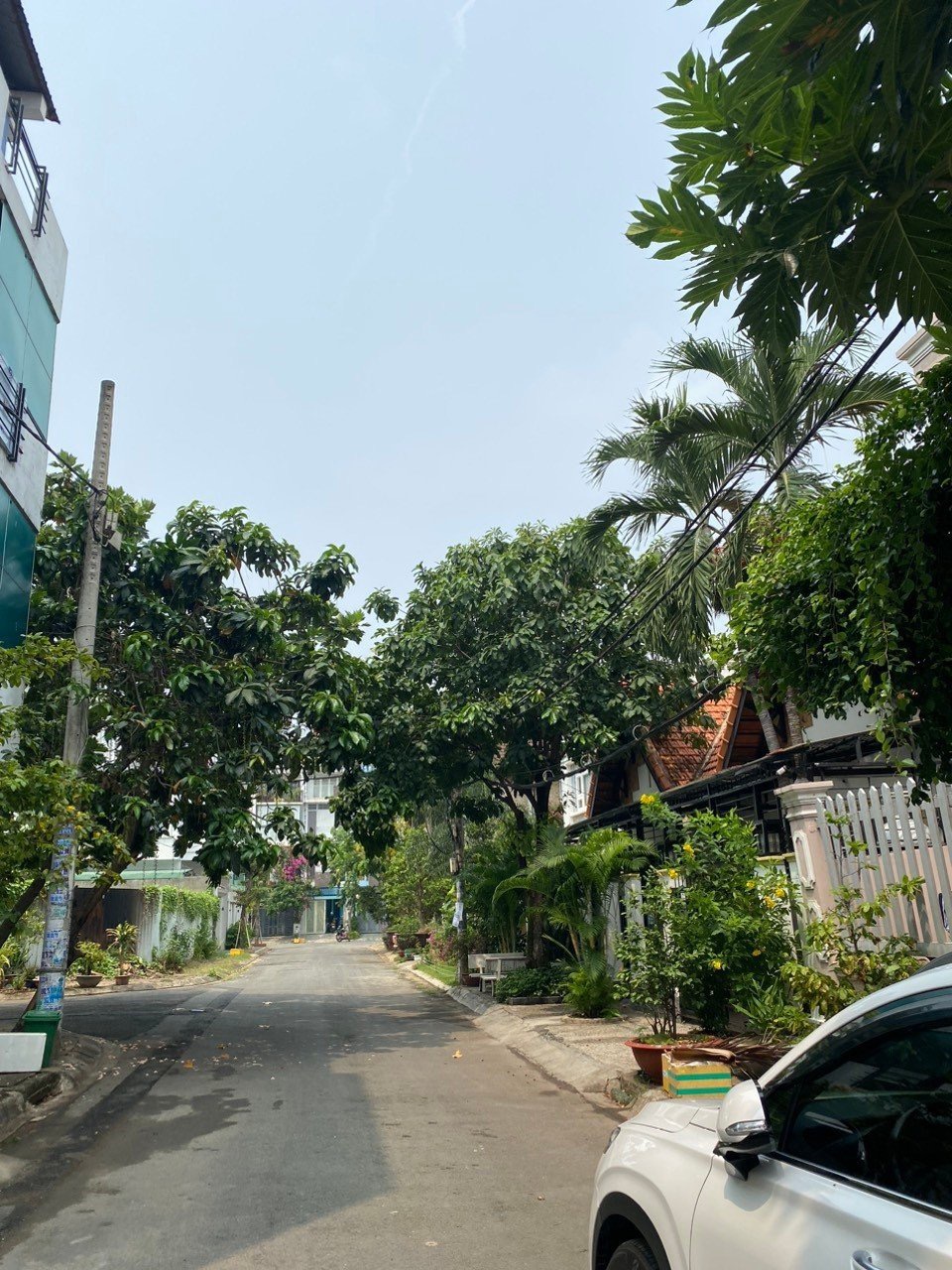 Bán Biệt thự ven sông Bình lợi , p13 quận bình thạnh. 11 x 20 trệt 2 lầu giá 25 tỷ tl