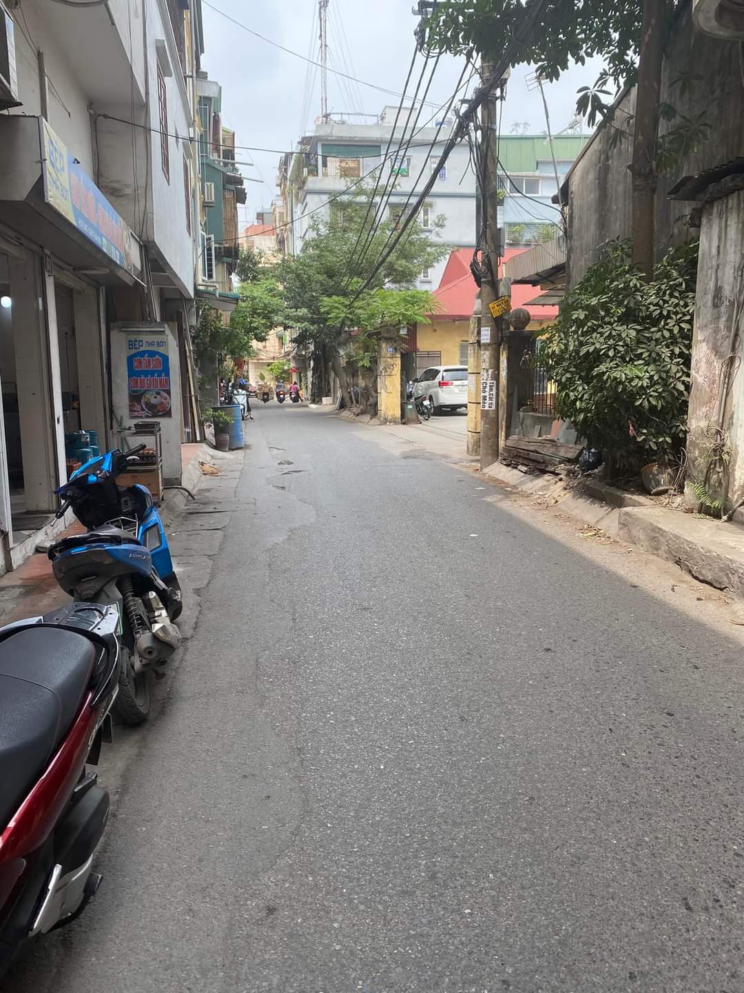 Siếu Hiếm Q. Hai Bà Trưng, Mạc Thị Bưởi, DT20m x 4 tầng, Chỉ nhỉnh 2 tỷ, Ô tô đỗ cửa, kinh doanh nhỏ