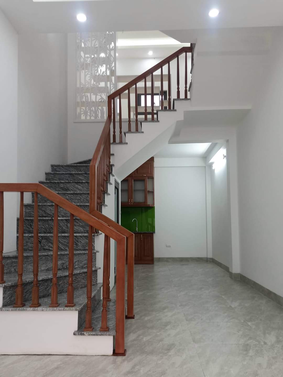 NGÔ GIA TỰ. 5 TẦNG, 35M2, GIÁ 3.4 TỶ