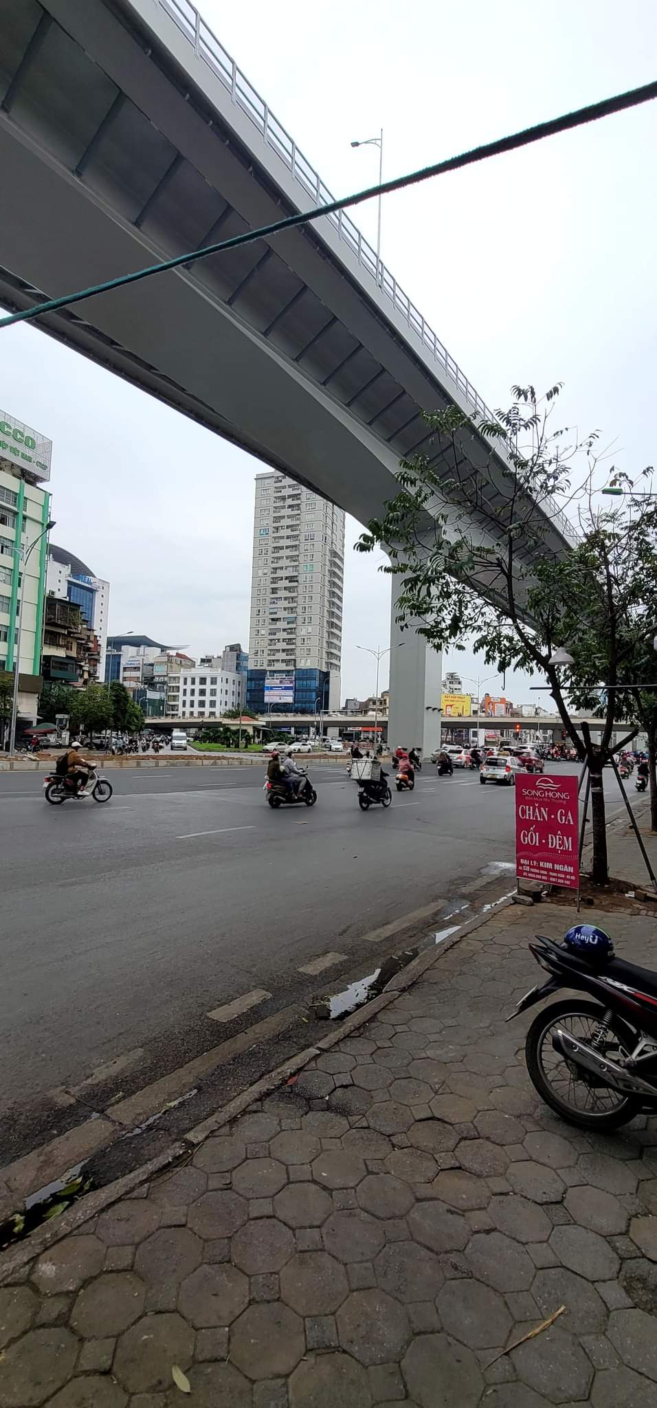 Nhà Kinh Doanh mặt phố Trường Chinh, 130m, 3Tầng, Mặt Tiền 5,5m