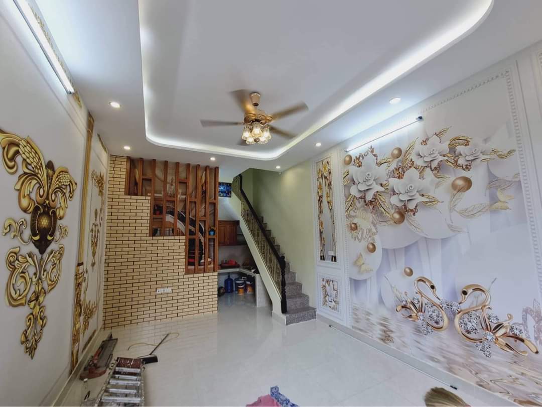 NHÀ ĐẸP Ở NGAY - MẶT NGÕ THẲNG TẮP - 30M RA MẶT PHỐ - TRƯỚC NHÀ SH QUAY ĐẦU