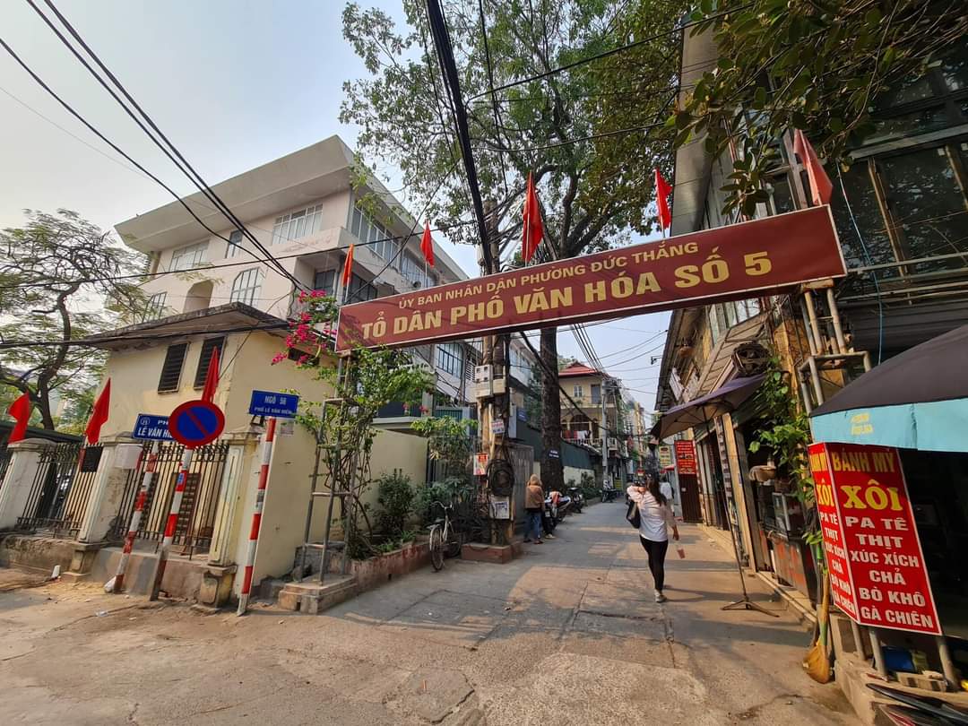 BÁN ĐẤT PHÂN LÔ, NGÕ THÔNG, Ô TÔ LÊ VĂN HIẾN, 40M2, 4,5 TỶ..