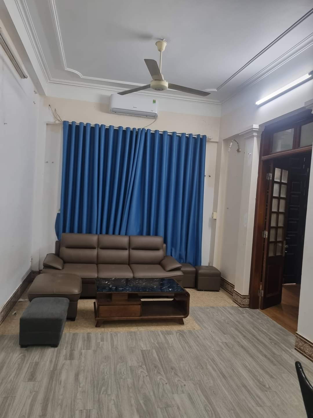 Bán nhà phân lô vip cầu giấy, vỉa hè kinh doanh, ở sướng