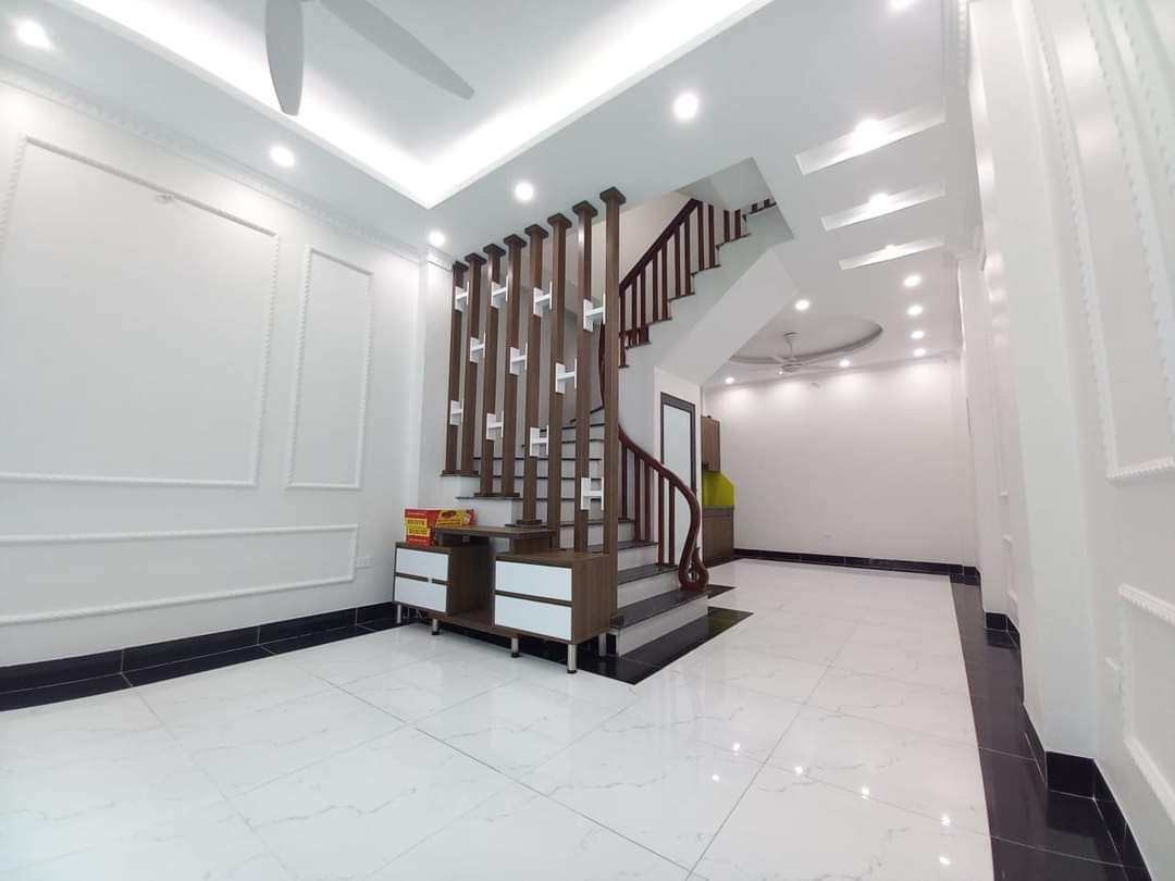 SIÊU PHẨM HÀ TRÌ-NHÀ MỚI-Ở NGAY-LÔ GÓC 3 THOÁNG 51.3M2 GIÁ 5.1 TỶ