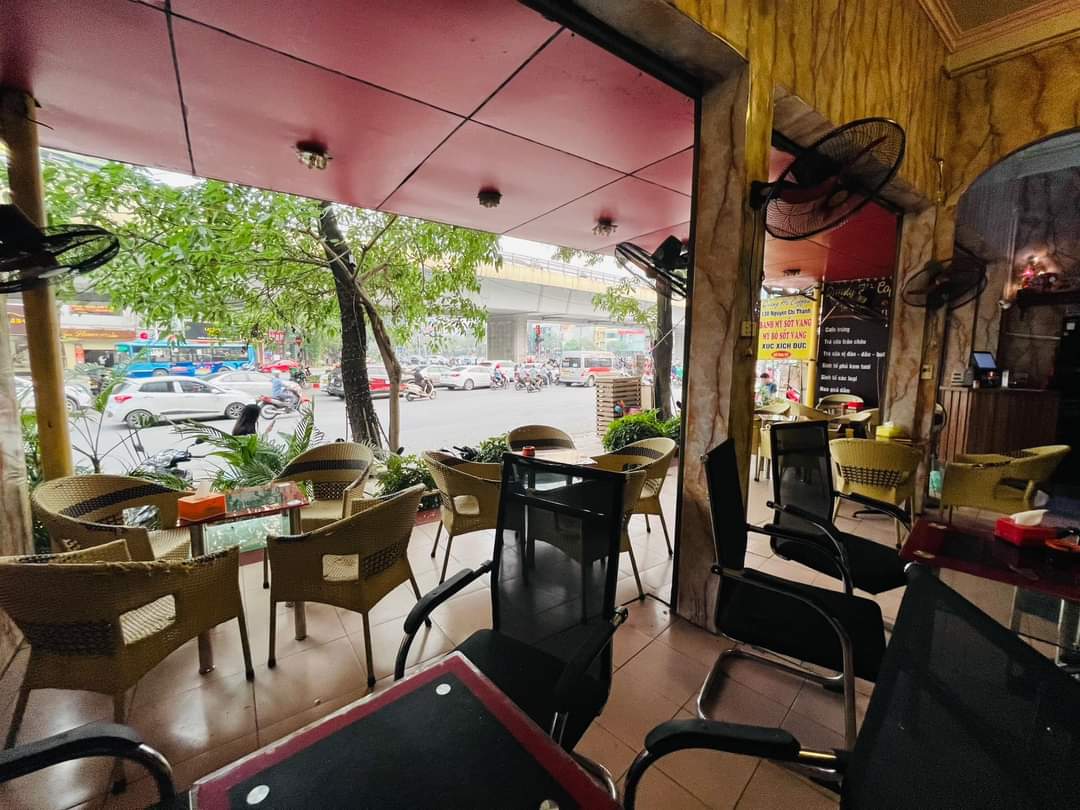 Bán nhà mặt phố Nguyễn Chí Thanh, Ba Đình.Diện tích 50m2 mặt tiền 6m giá 20tỷ