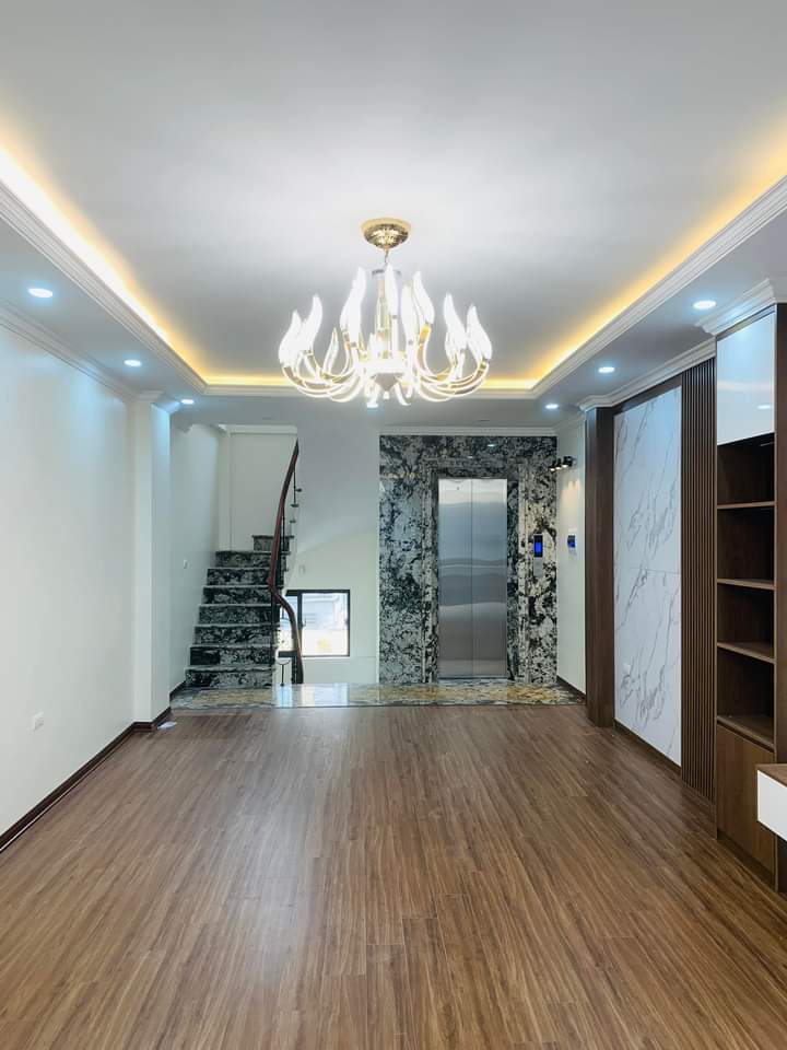 55m2 8 tầng thang máy thông sàn gara Thái Hà Đống Đa 12.9 tỷ