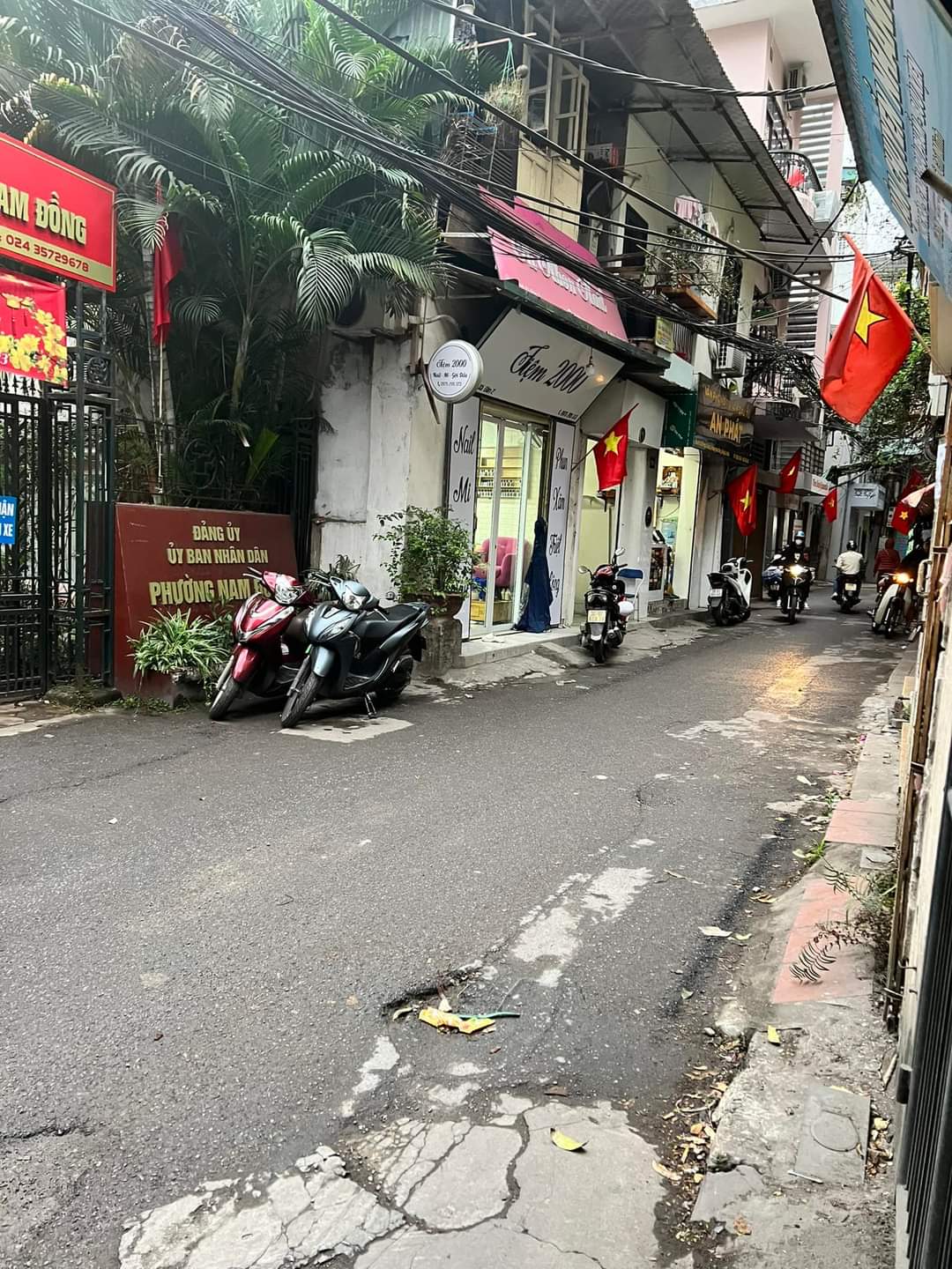 Rẻ giật mình, Bán gấp Đất mặt phố Đống Đa, Oto tránh, Kinh doanh đỉnh 62m2, MT5m, 8.8 tỷ