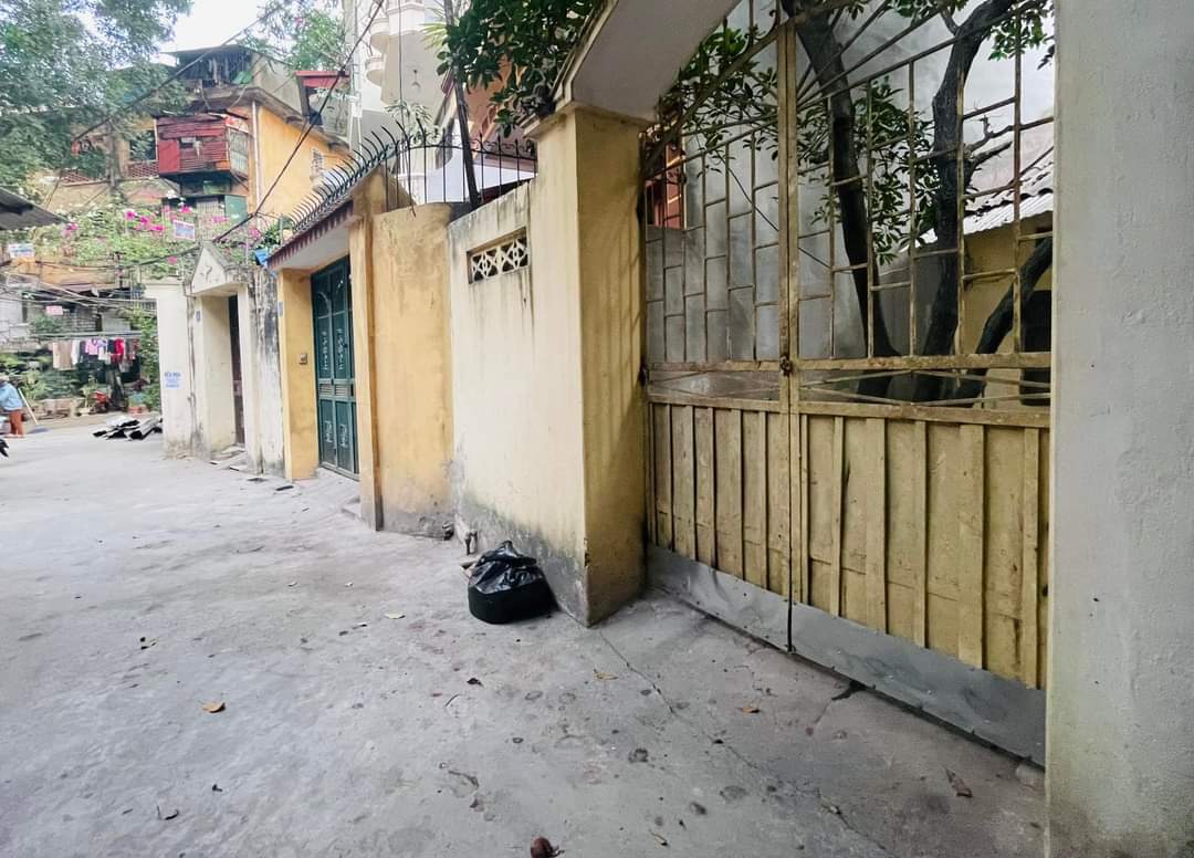 Giảm Giá Sâu, Bán Nhà Phân Lô Quân Đội, Đống Đa, Gần Hồ Đắc Di, 105m, MT4.7m, 9 tỷ 8