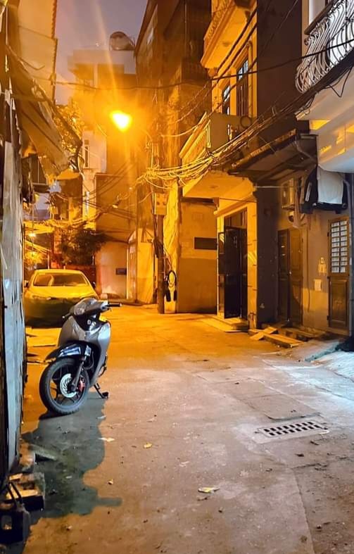 NHÀ BÁN HẠ ĐÌNH. PHÂN LÔ.ÔTÔ VÀO NHÀ.DT 45M. 5TẦNG. MT4.2M. NHỈNH 8 TỶ. THANH XUÂN.