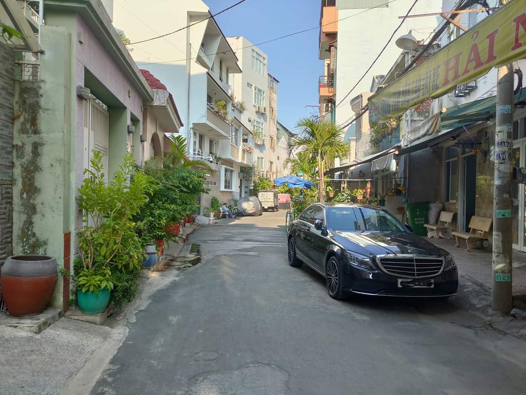 VIP Bình Thạnh. Hẻm ô tô tránh. 9 tầng thang máy. Giá tốt bán nhanh