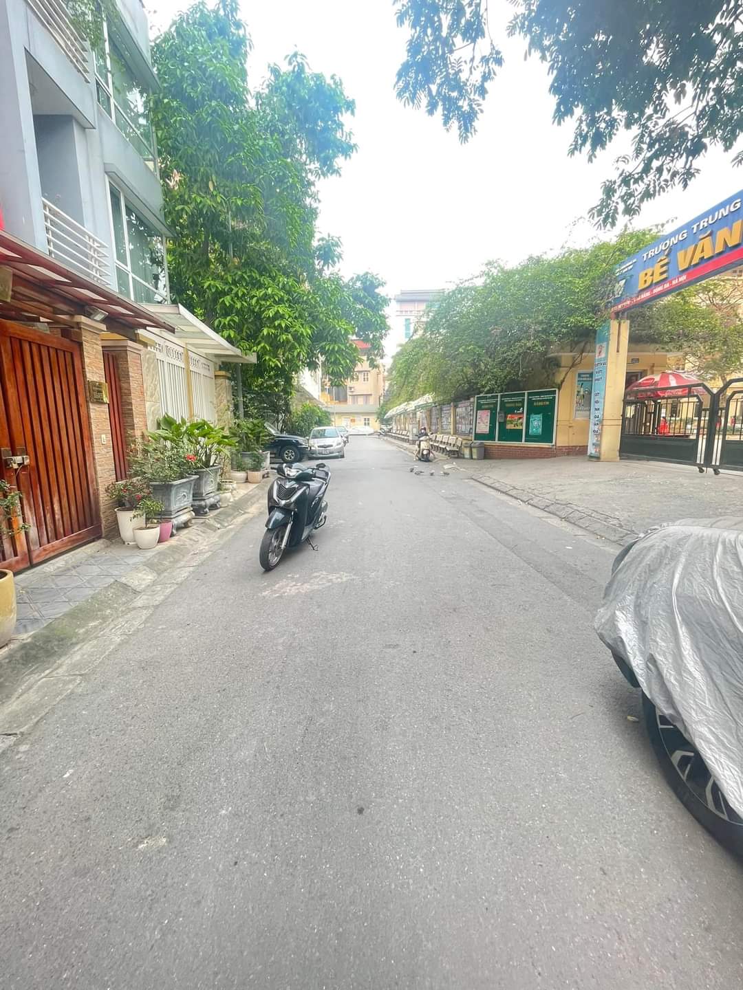 Nhà phố LK ngõ 181 nguyễn Lương Bằng, 102m2, 5T, MT5m, nhỉnh 26 tỷ.