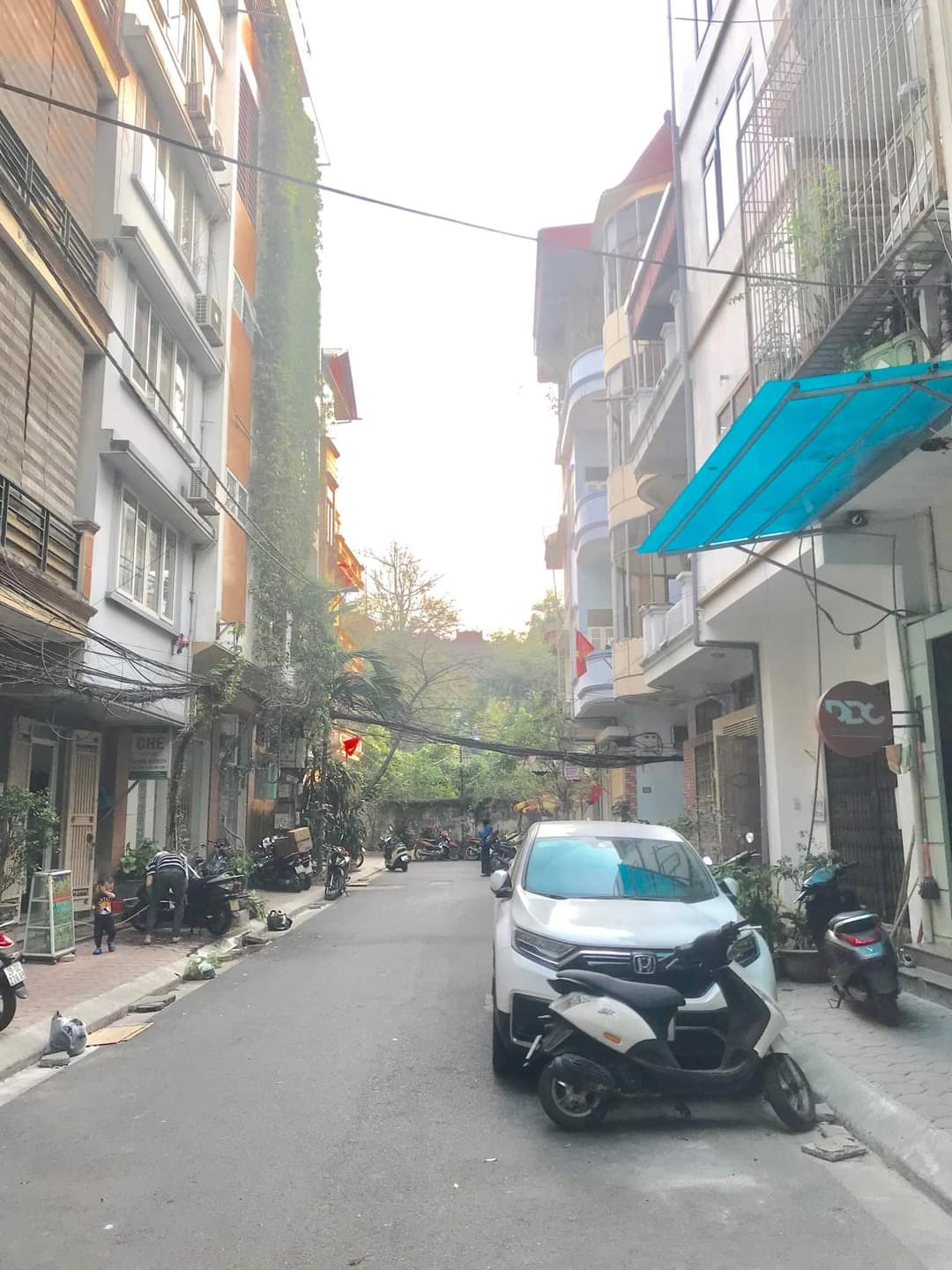 Ngay sát ĐH Công Đoàn,Đống Đa, KD Vỉa hè, Oto tránh, 56m2, 4T, MT4.1m, nhỉnh 10 tỷ.