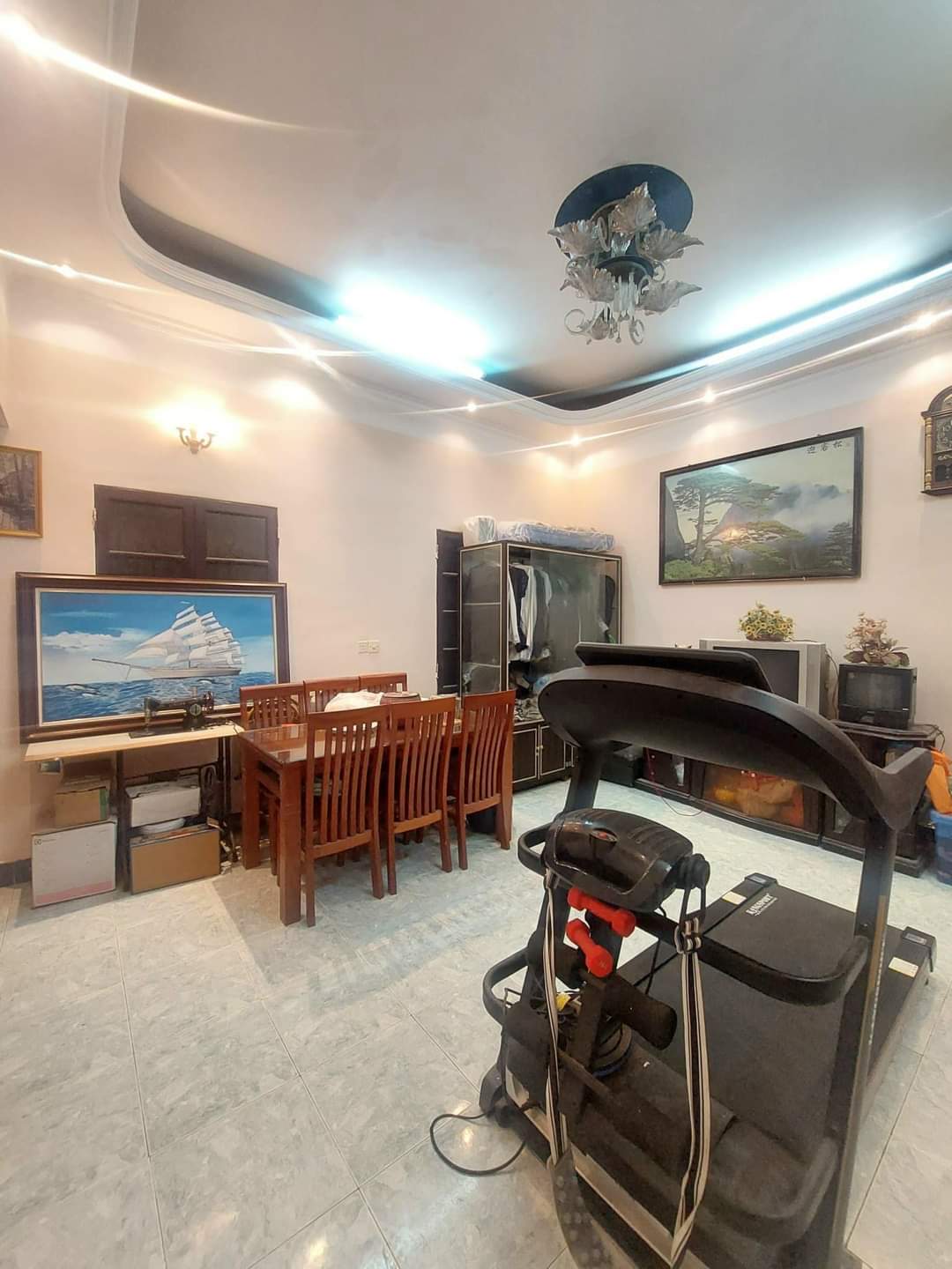 Minh Khai - Hai Bà Trưng lô góc, mặt tiền lớn, nhà đẹp ở luôn 55m2/4T giá 9,9 tỷ