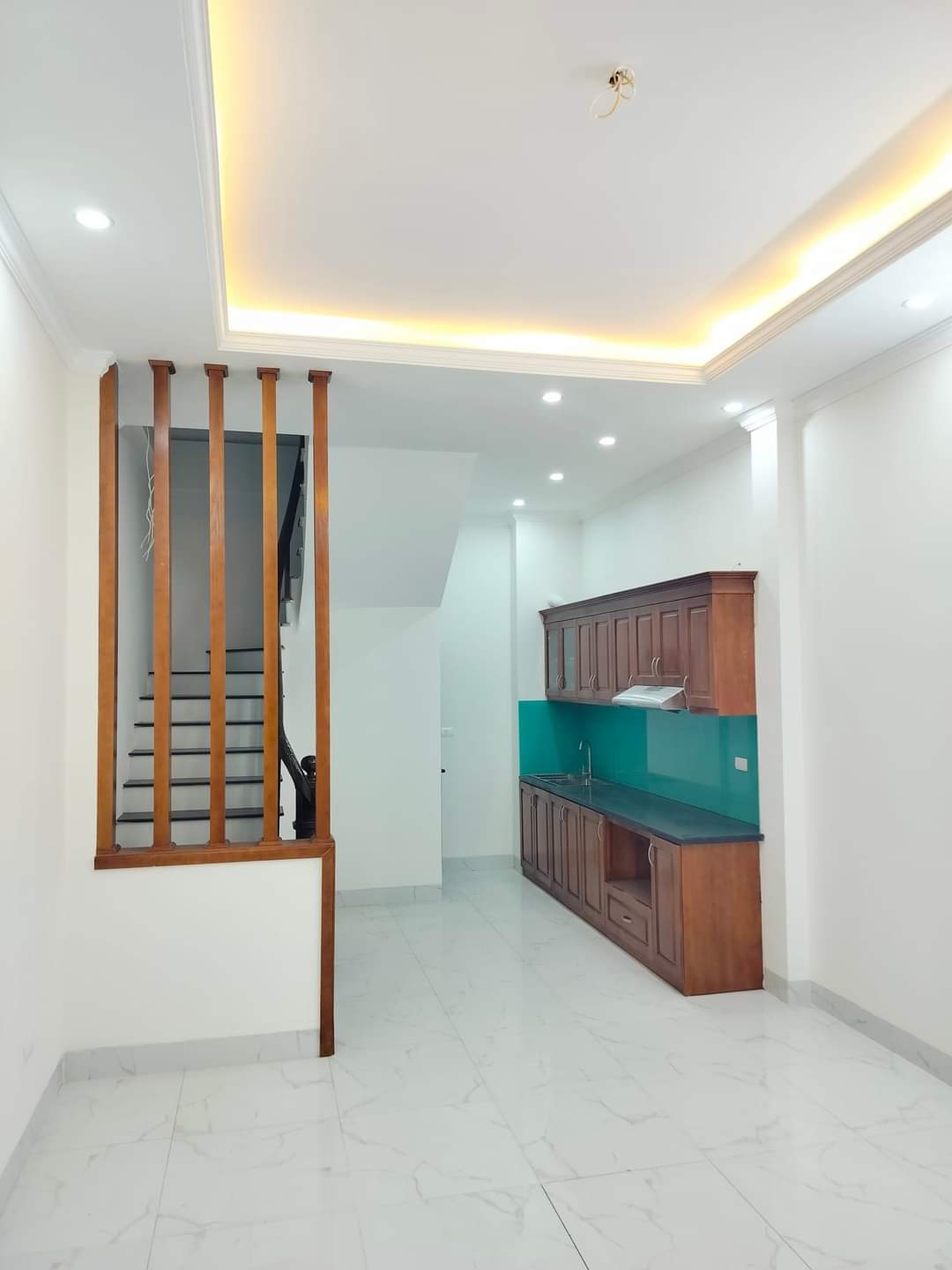 GẤP CHU HUY MÂN, LB, 5 TẦNG, 3.1 TỶ