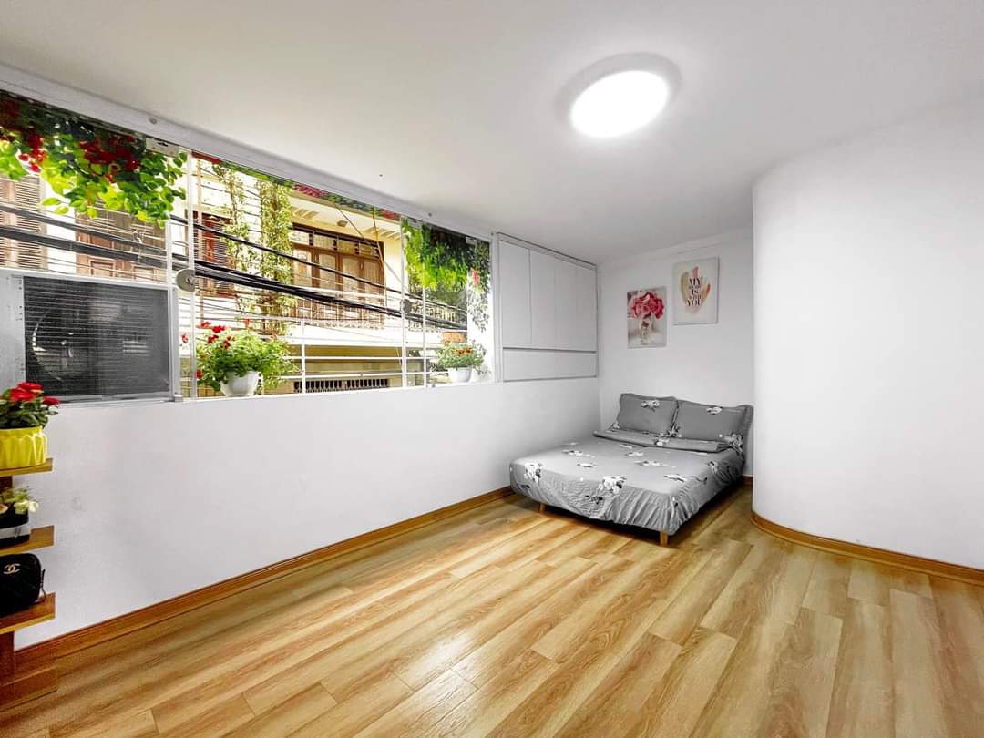 Bán nhà Tập Thể Kim Liên, Đống Đa, 3 ngủ đẹp như mới, nhỉnh 2 tỷ.