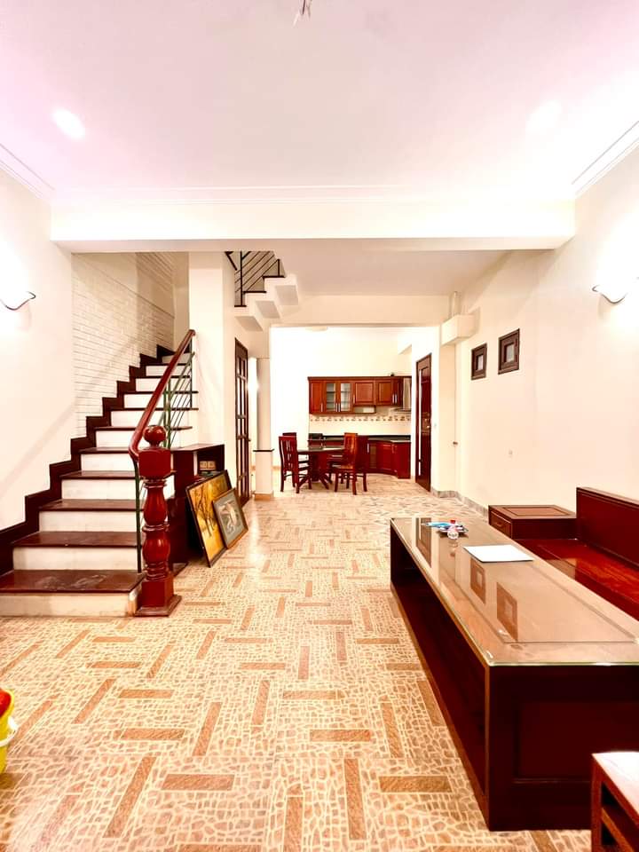 HÀNG HIẾM - NHÀ PHÂN LÔ- VÕ THỊ SÁU - HAI BÀ TRƯNG - DT 50M - MT 5M - GIÁ CHÀO 10 ××× TỶ