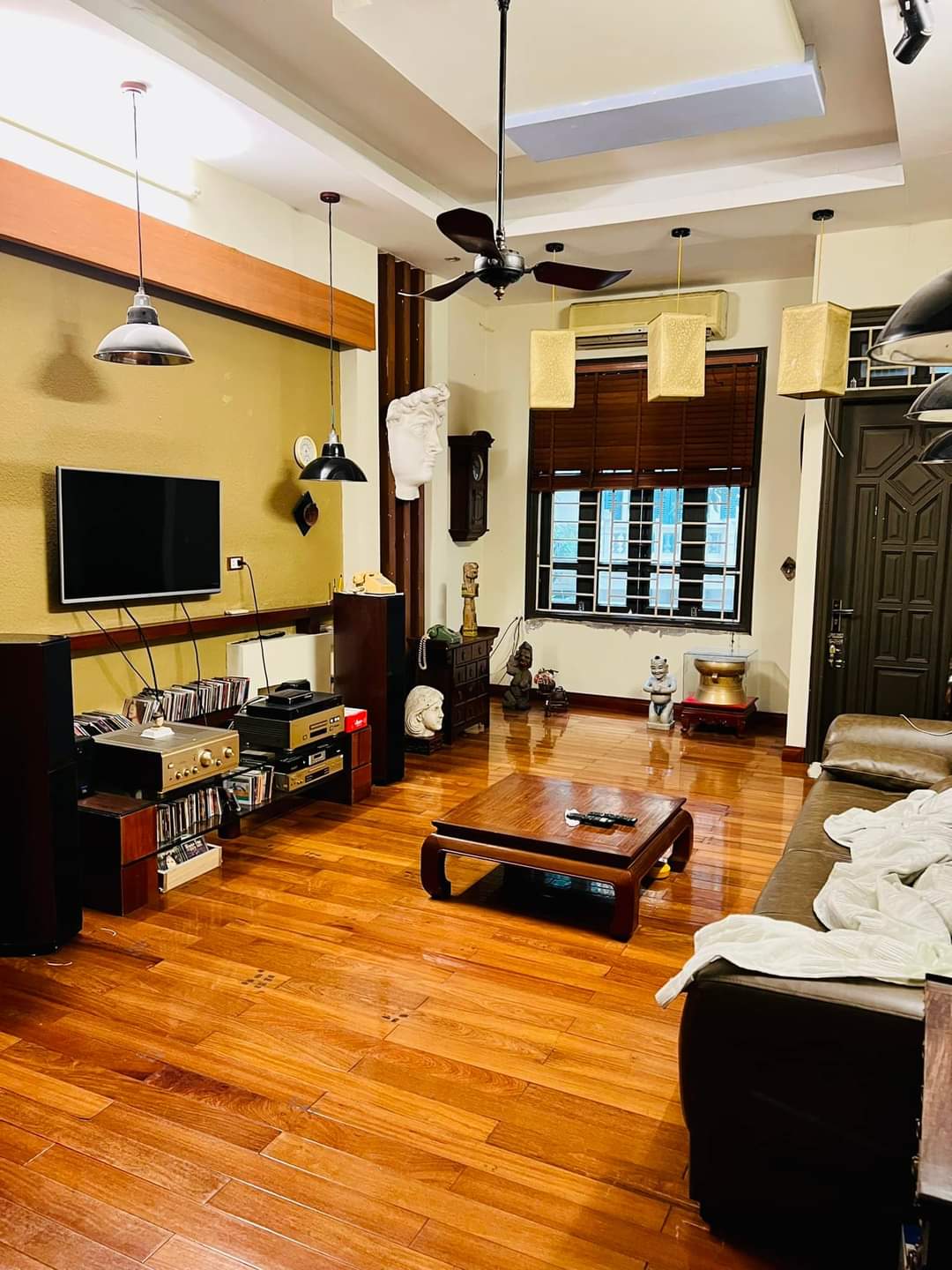 TRUNG KÍNH - CẦU GIẤY Ô TÔ TRÁNH - GARA Ô TÔ - VIP TOÀN CÁN BỘ CAO CẤP - DT62M -19 TỶ