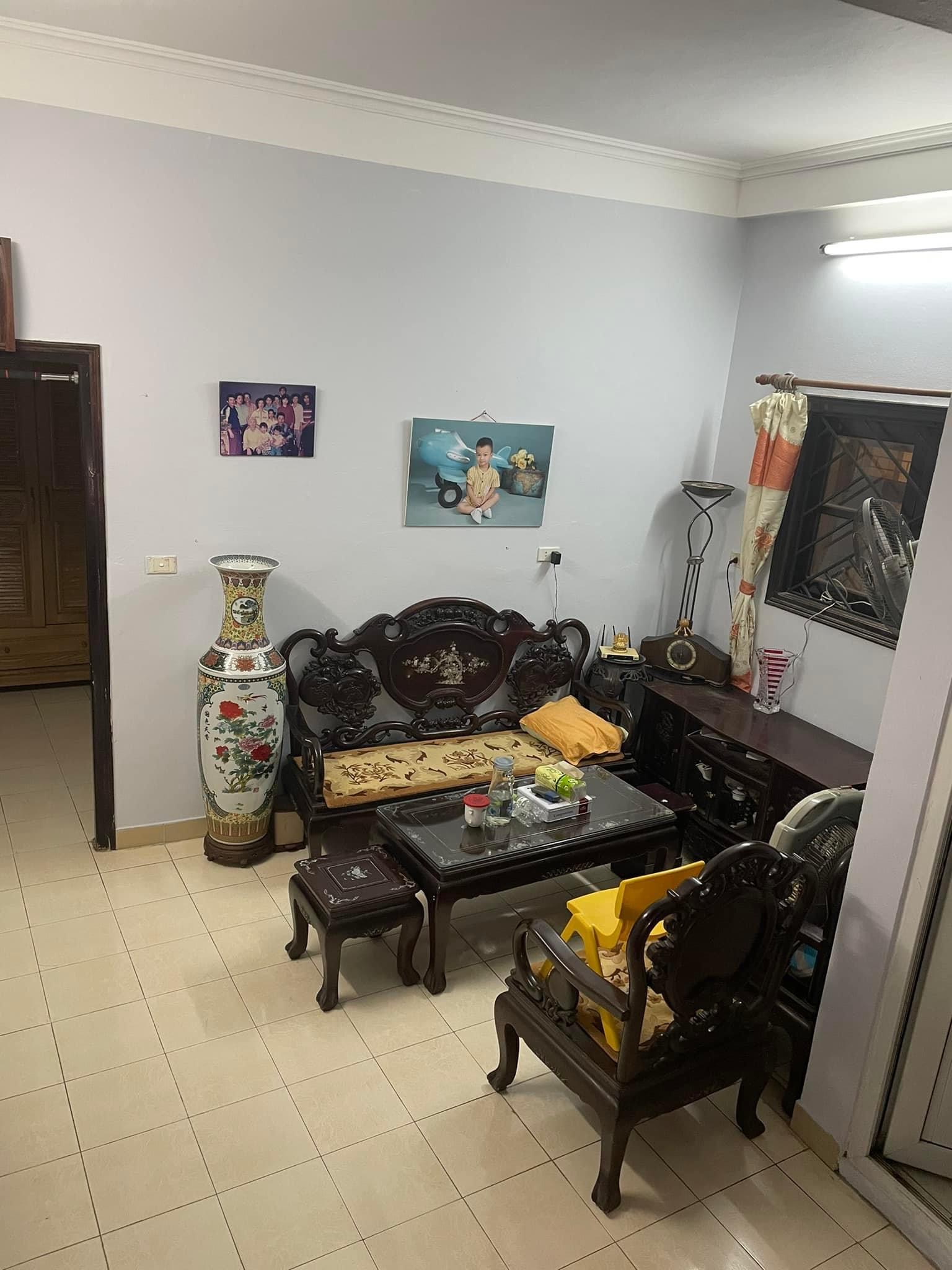 Bán nhà Đông Tác, Phương Mai, Đống Đa 38m2, 4 tầng, giá 3.98 tỷ. Lh 0982653333