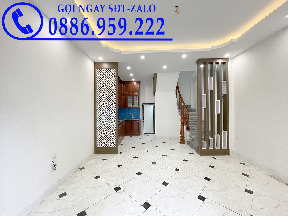 Bán nhà Văn Minh Di Trạch diện tích 31.5m x5 tầng 4PN hàng xóm KĐT Hinode Royal Park