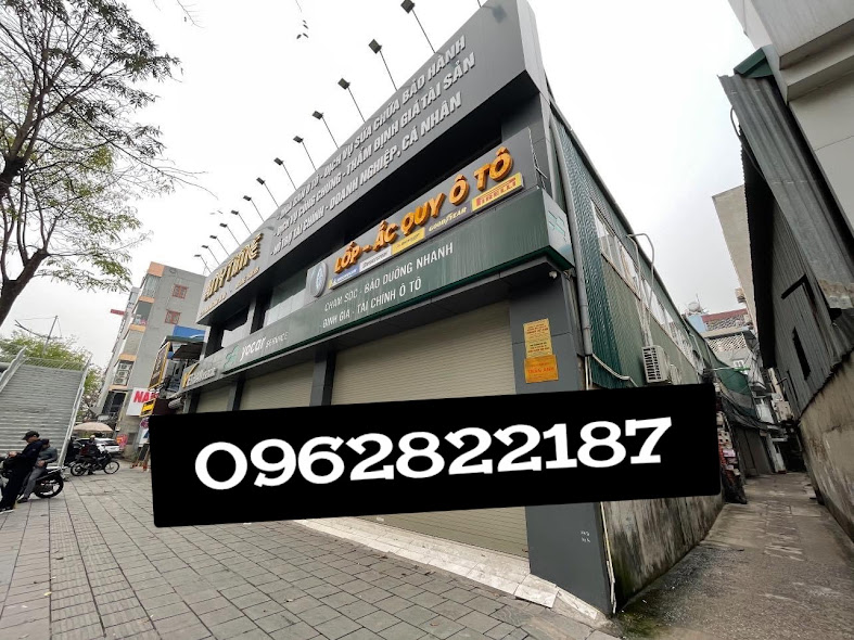 Bán nhà mặt phố Phạm Văn Đồng, Xây building cho tập đoàn, Lô góc, 777m2, MT 18m, 195 tỷ
