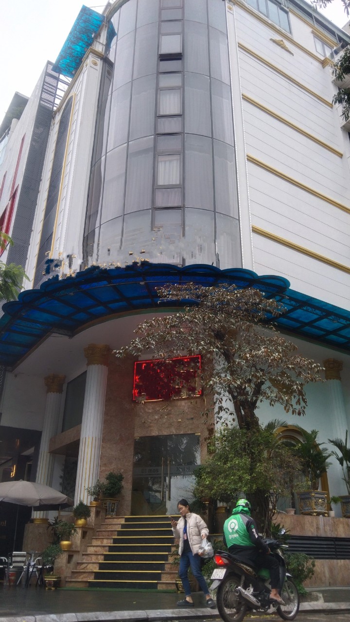 C.C BÁN TOÀ 9 TẦNG, MẶT PHỐ Hạ Yên Quyết. MB 169M². Chào 65 tỷ.