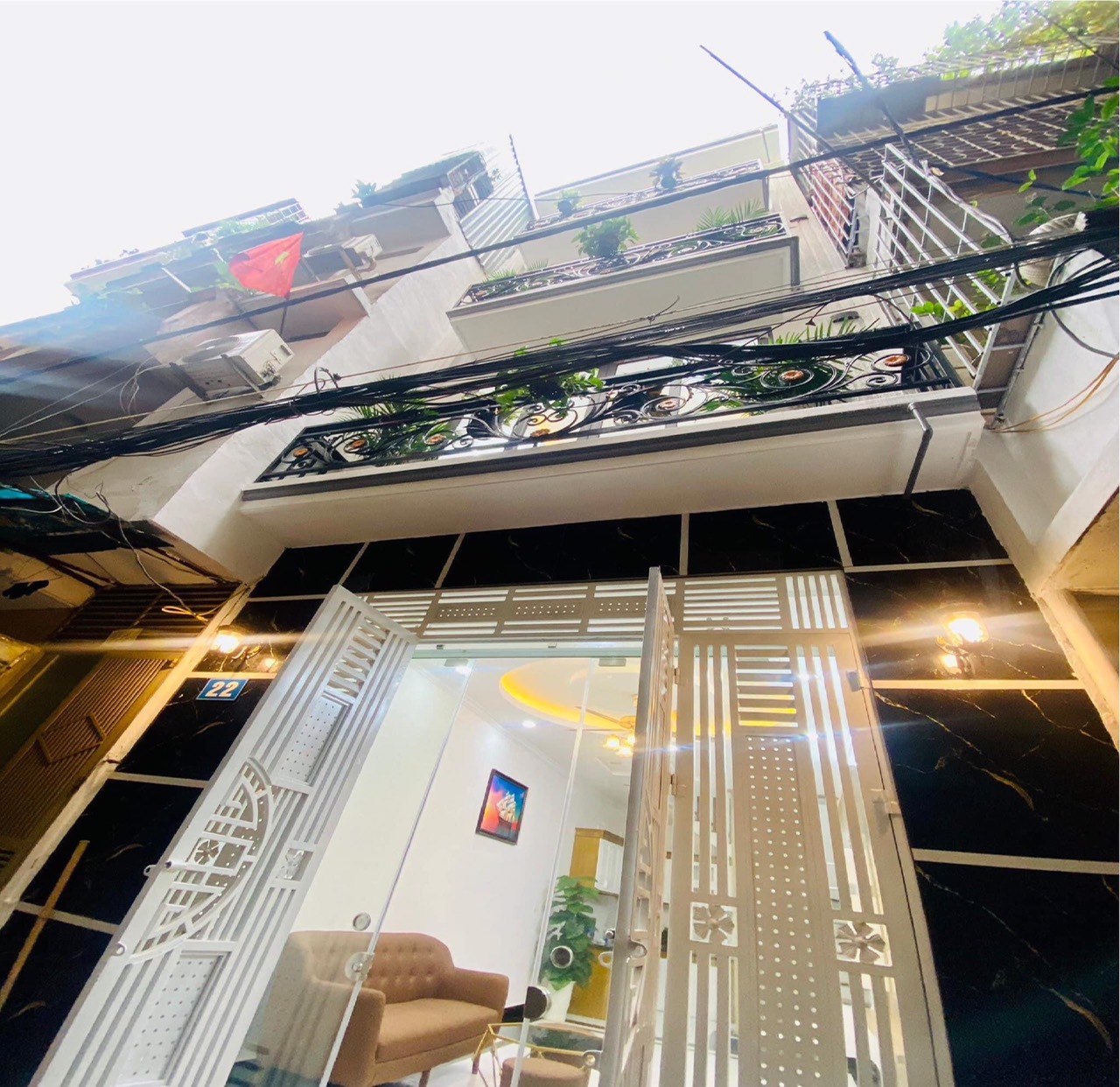 PHỐ BẠCH MAI - NHÀ ĐẸP - 2 THOÁNG - HƠN 4 TỶ